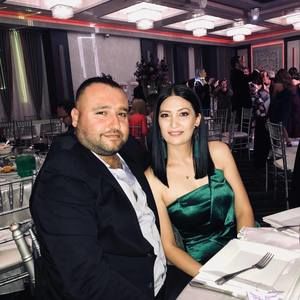 Meet your Posher, Anahit